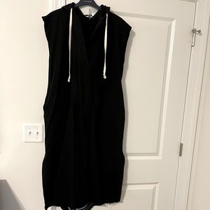 Tov 44 (Large) Maxi Hooded Vest